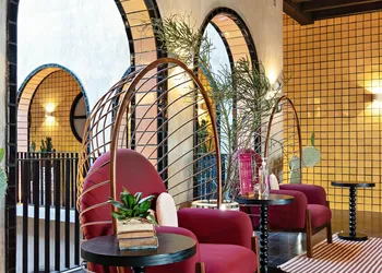 Casa Hoyos hotel thumbnail 2