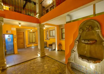 El Secreto hotel thumbnail 2