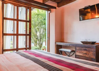 Yox Hotel Boutique hotel thumbnail 5