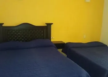 hotel quinta del descanso hotel thumbnail 2