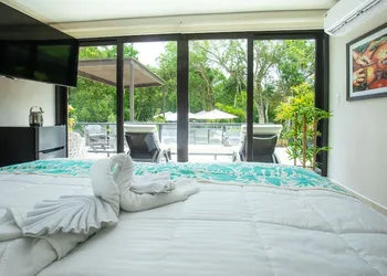 Xaha Villas Suites & Golf Resort hotel thumbnail 3