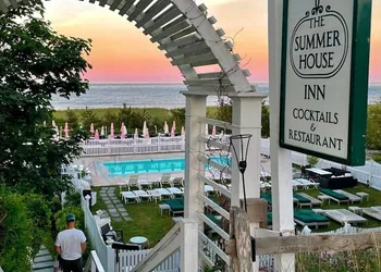 Summer House Hotel hotel thumbnail 8