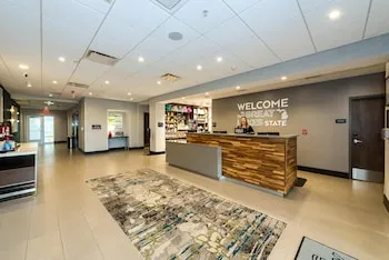 Hampton Inn & Suites Howell hotel detail image 6