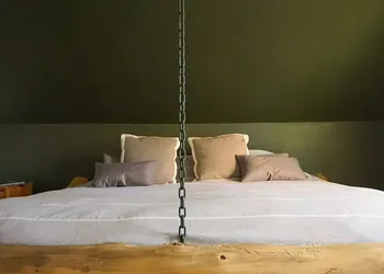 Llama House ADK hotel thumbnail 6