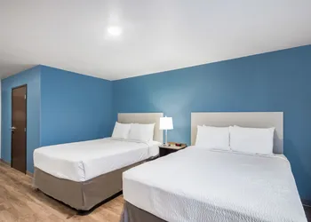 WoodSpring Suites Chicago Addison hotel thumbnail 5