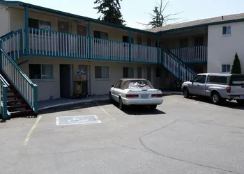 Shamrock Motel hotel thumbnail 5