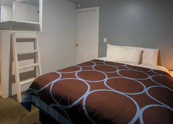 Spirit Lake Resort Motel hotel thumbnail 6