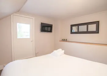 Luxury Collection-4 Bedroom 3 Full-bathroom-boston hotel thumbnail 2