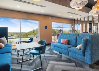 Tru By Hilton Cartersville, GA hotel thumbnail 3