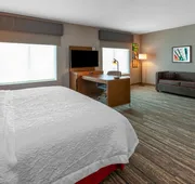 Hampton Inn & Suites Bloomfield Hills Detroit hotel detail image 5
