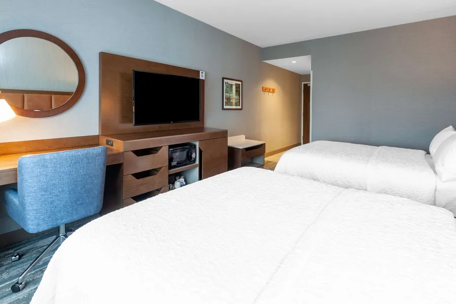 Hampton Inn & Suites Bloomfield Hills Detroit hotel detail image 6
