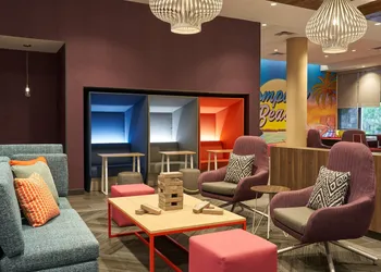 Tru By Hilton Pompano Beach Pier hotel thumbnail 4