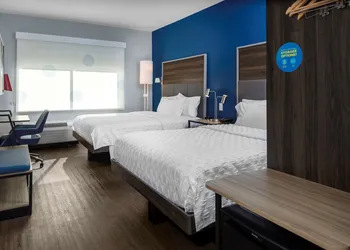 TRU by Hilton Lynchburg hotel thumbnail 7