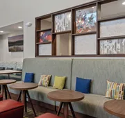 Hampton Inn Redmond Bend Airport, OR hotel detail image 3