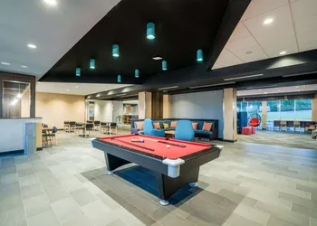 Tru by Hilton North Little Rock hotel thumbnail 3