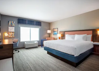 Hampton Inn & Suites North Port hotel thumbnail 6
