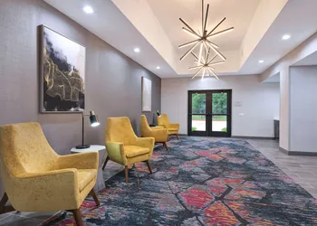 Hampton Inn & Suites Houston East Beltway 8 hotel thumbnail 2