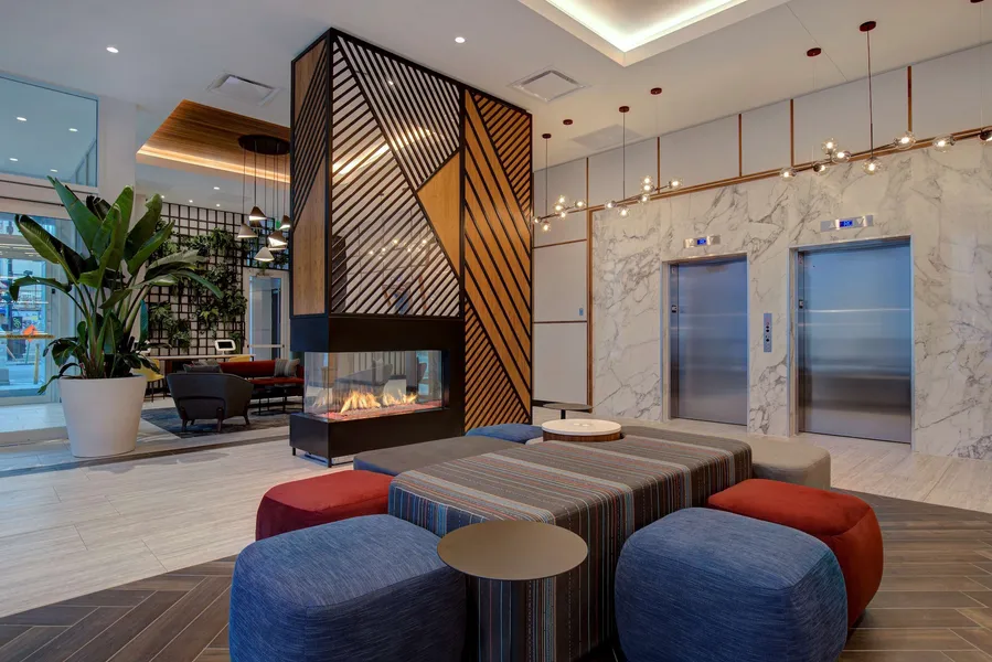 Hampton Inn by Hilton Montreal Downtown hotel detail image 2