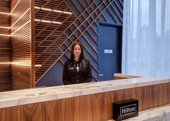 Hampton Inn by Hilton Montreal Downtown hotel thumbnail 4
