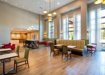 Hampton Inn & Suites by Hilton Edmonton St. Albert hotel thumbnail 2