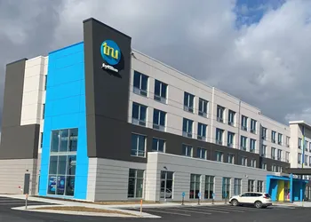 Tru By Hilton Yarmouth hotel thumbnail 2