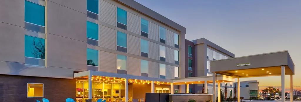 Hotel photo 1 of 30