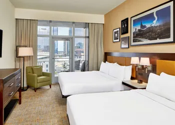 Embassy Suites by Hilton Nashville Downtown hotel thumbnail 7