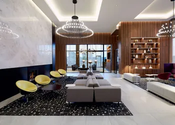 Hilton Garden Inn Montreal Midtown hotel thumbnail 2
