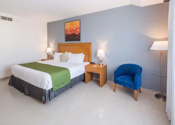 Wyndham Garden Playa del Carmen hotel thumbnail 6