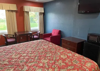 Kenwood Court Motel hotel thumbnail 3