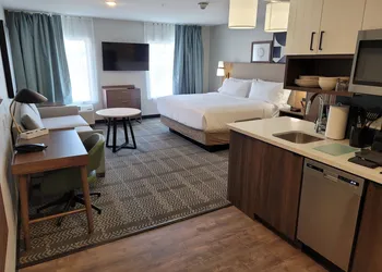 Staybridge Suites Louisville Expo Center by IHG hotel thumbnail 3