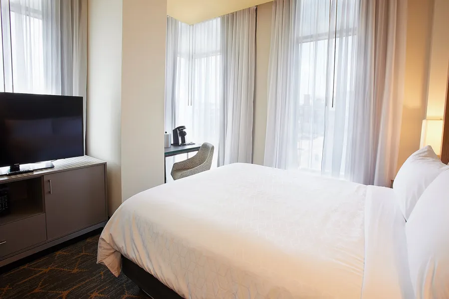 Holiday Inn Louisville Downtown by IHG hotel detail image 6