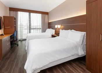 Holiday Inn Express NYC Brooklyn - Sunset Park by IHG hotel thumbnail 8