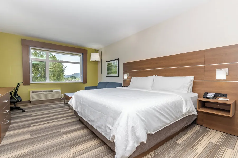 Holiday Inn Express & Suites Chilliwack East by IHG hotel detail image 6