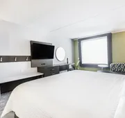 Holiday Inn Express & Suites Toronto Airport South by IHG hotel detail image 3