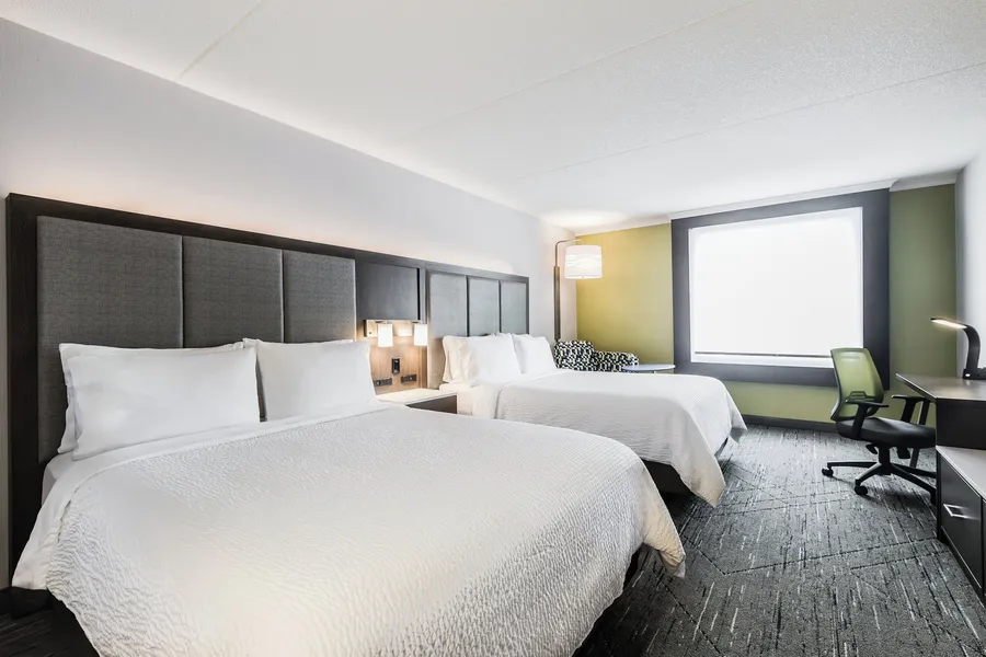 Holiday Inn Express & Suites Toronto Airport South by IHG hotel detail image 6