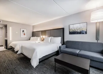 Holiday Inn Express & Suites Toronto Airport South by IHG hotel thumbnail 4