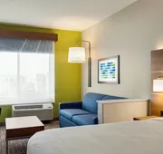 Holiday Inn Express & Suites Hayward - Castro Valley by IHG hotel detail image 5