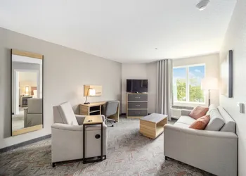 Candlewood Suites Ocala I-75 by IHG hotel thumbnail 6