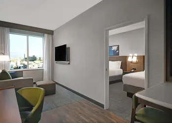 Staybridge Suites Houston Galleria Area by IHG hotel thumbnail 4