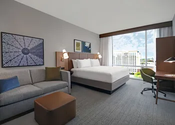 Staybridge Suites Houston Galleria Area by IHG hotel thumbnail 7