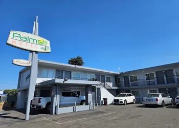 Palms Motel hotel thumbnail 6
