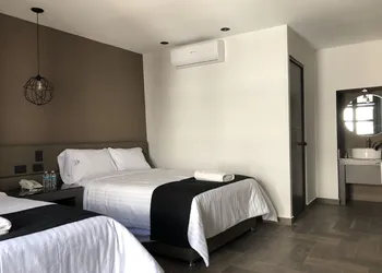 Hotel Isabel hotel thumbnail 5