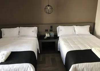 Hotel Isabel hotel thumbnail 6