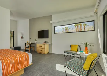 Twin Palms Resort - A Gay Men's Resort hotel thumbnail 4
