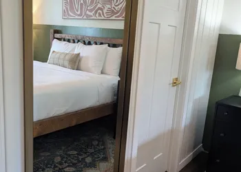 Beachfront Haven hotel thumbnail 6