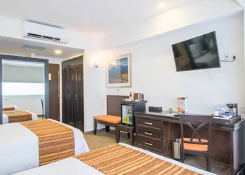 Hotel Plaza Stadium hotel thumbnail 7