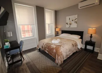 Midtown Suites hotel thumbnail 5