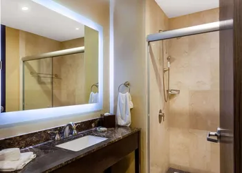 Wyndham Torreon hotel thumbnail 8