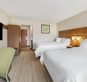Holiday Inn Express & Suites Lincoln Downtown by IHG hotel detail image 7